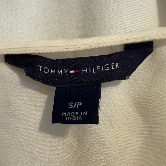 Beautiful summer sleeveless blouse - Picture 2 of 3